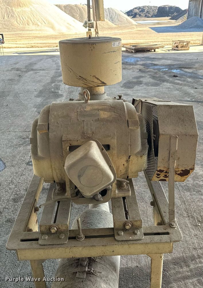 image for item MT9009 Duraflow 4512VT material blower