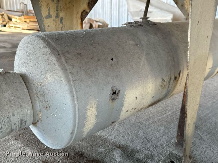 image for item MT9009 Duraflow 4512VT material blower