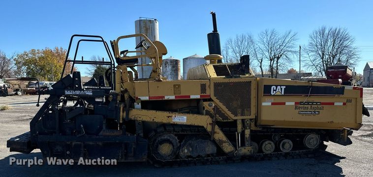 image for item MT9010 2001 Caterpillar AP-1050B paver