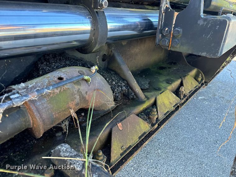 image for item MT9010 2001 Caterpillar AP-1050B paver