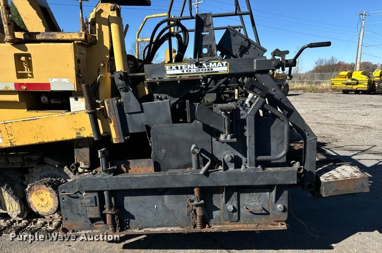 image for item MT9010 2001 Caterpillar AP-1050B paver