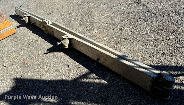 image for item MT9010 2001 Caterpillar AP-1050B paver