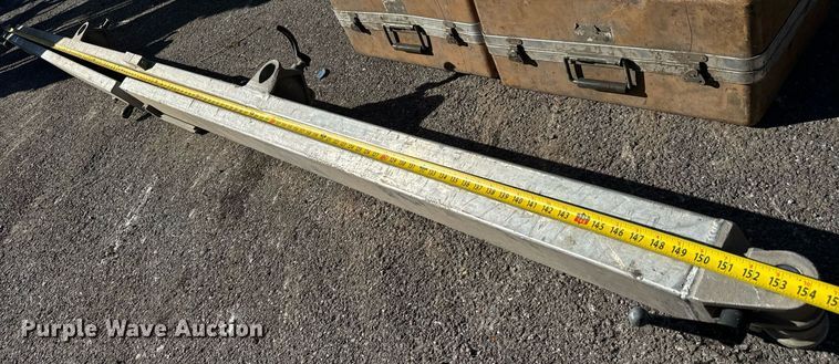 image for item MT9010 2001 Caterpillar AP-1050B paver