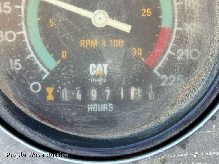 image for item MT9010 2001 Caterpillar AP-1050B paver