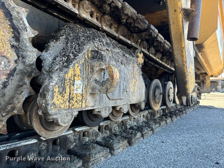 image for item MT9010 2001 Caterpillar AP-1050B paver