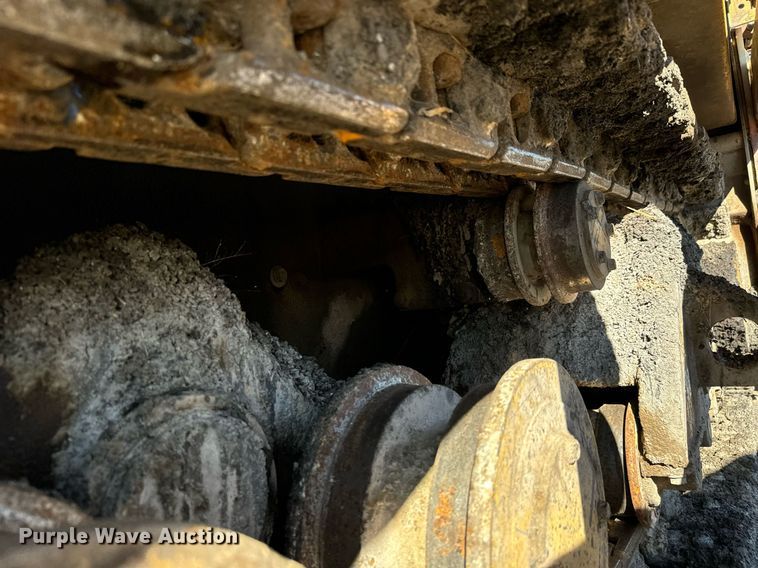 image for item MT9010 2001 Caterpillar AP-1050B paver