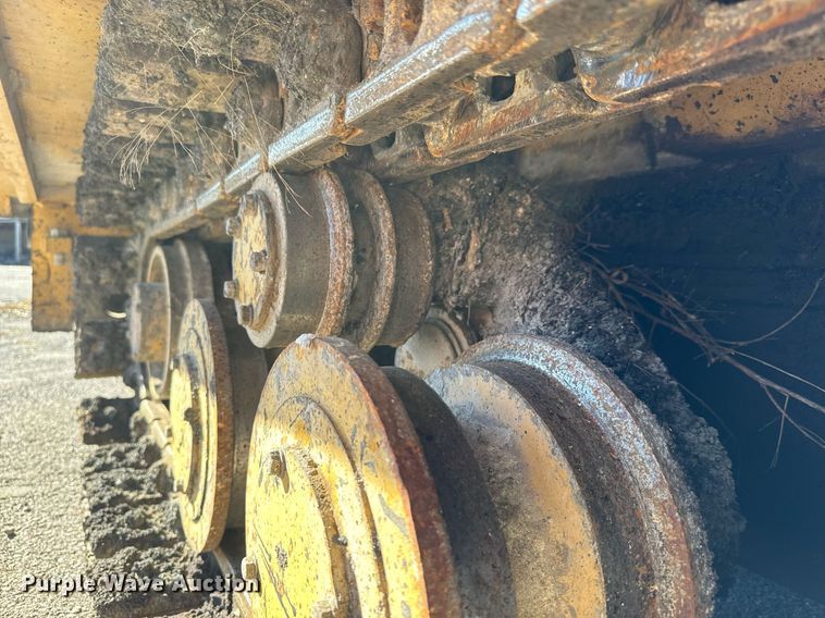 image for item MT9010 2001 Caterpillar AP-1050B paver