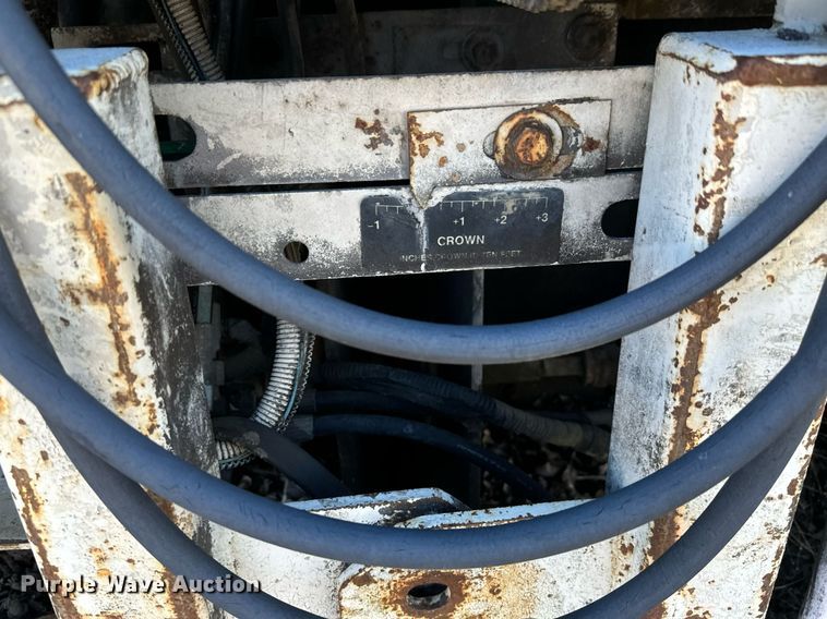 image for item MT9011 1992 Cedarapids CR461 paver