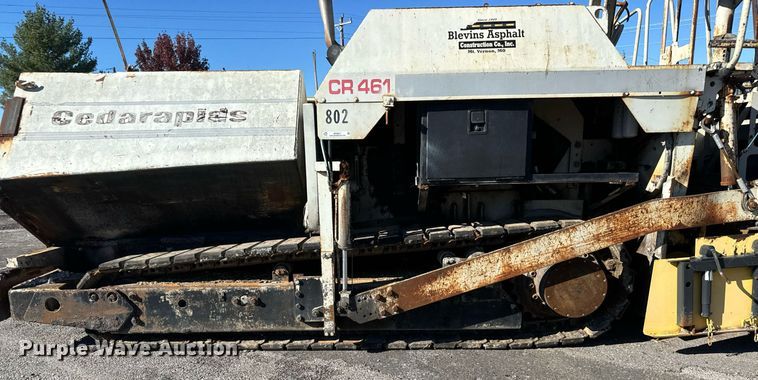 image for item MT9011 1992 Cedarapids CR461 paver