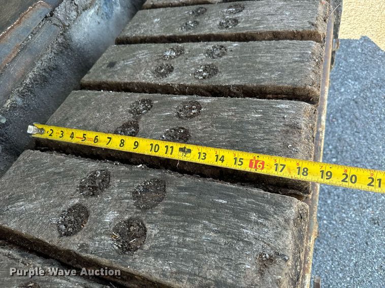 image for item MT9011 1992 Cedarapids CR461 paver