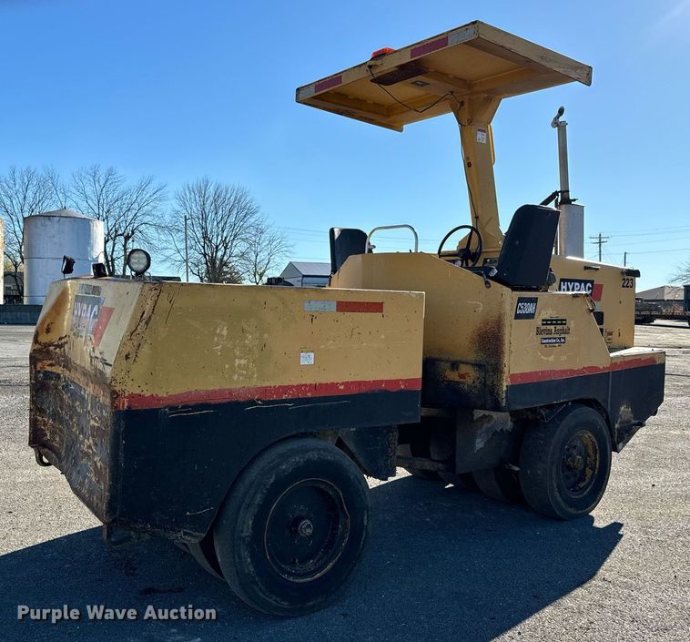 image for item MT9013 Hypac C530AH pneumatic roller