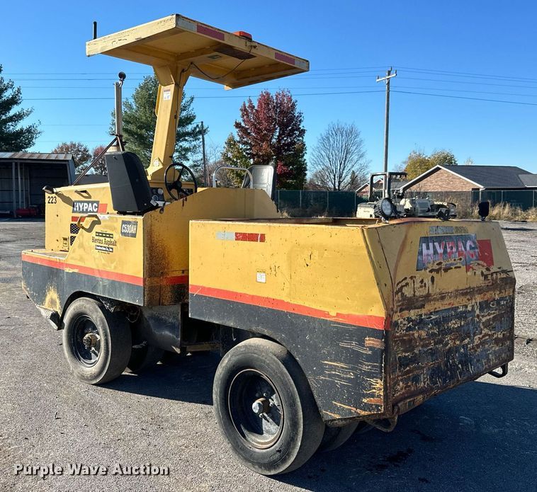 image for item MT9013 Hypac C530AH pneumatic roller