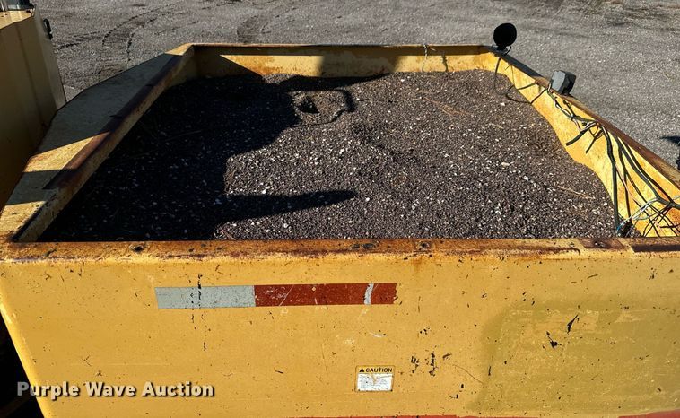 image for item MT9013 Hypac C530AH pneumatic roller