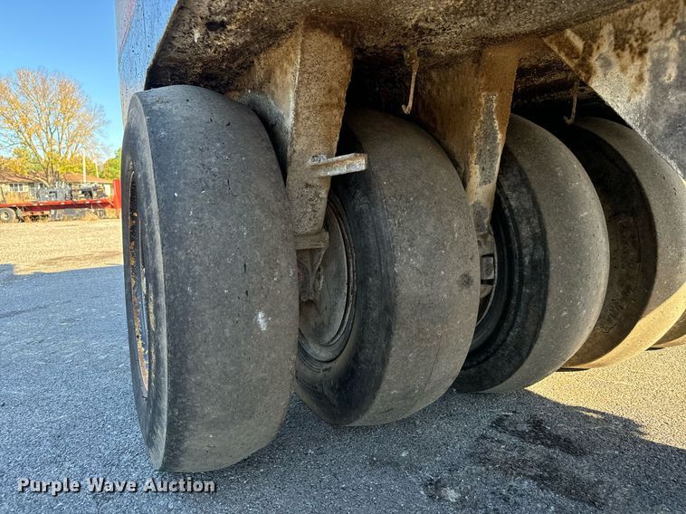 image for item MT9013 Hypac C530AH pneumatic roller