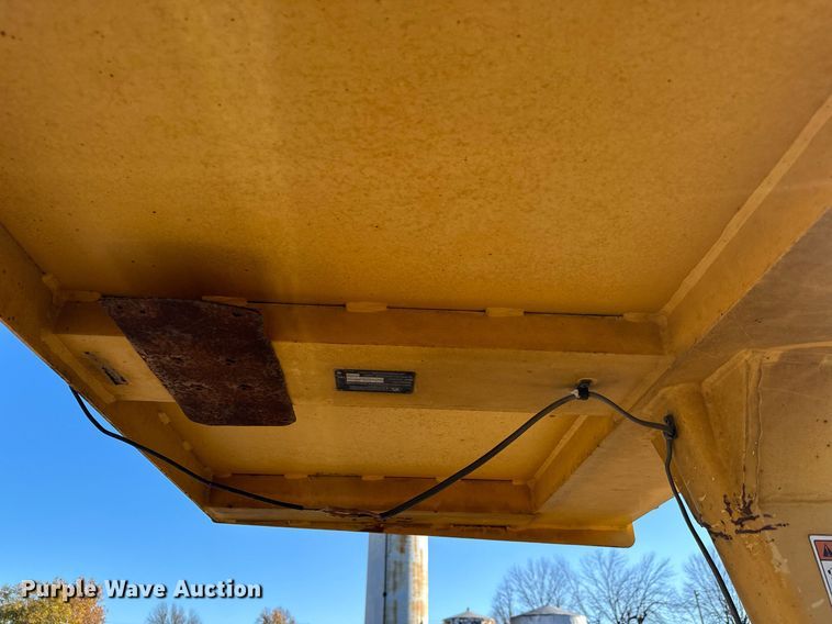 image for item MT9013 Hypac C530AH pneumatic roller