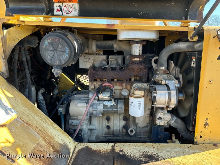 image for item MT9013 Hypac C530AH pneumatic roller