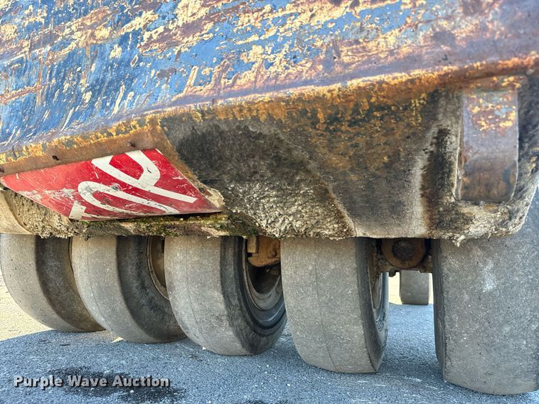 image for item MT9013 Hypac C530AH pneumatic roller