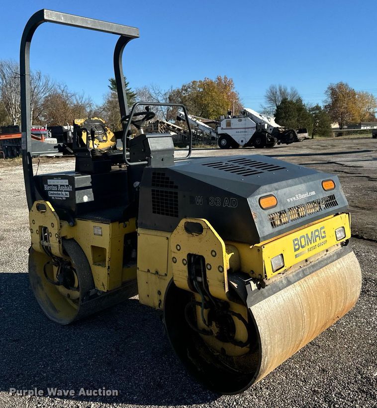 image for item MT9015 2007 Bomag BW138AD double drum vibratory roller