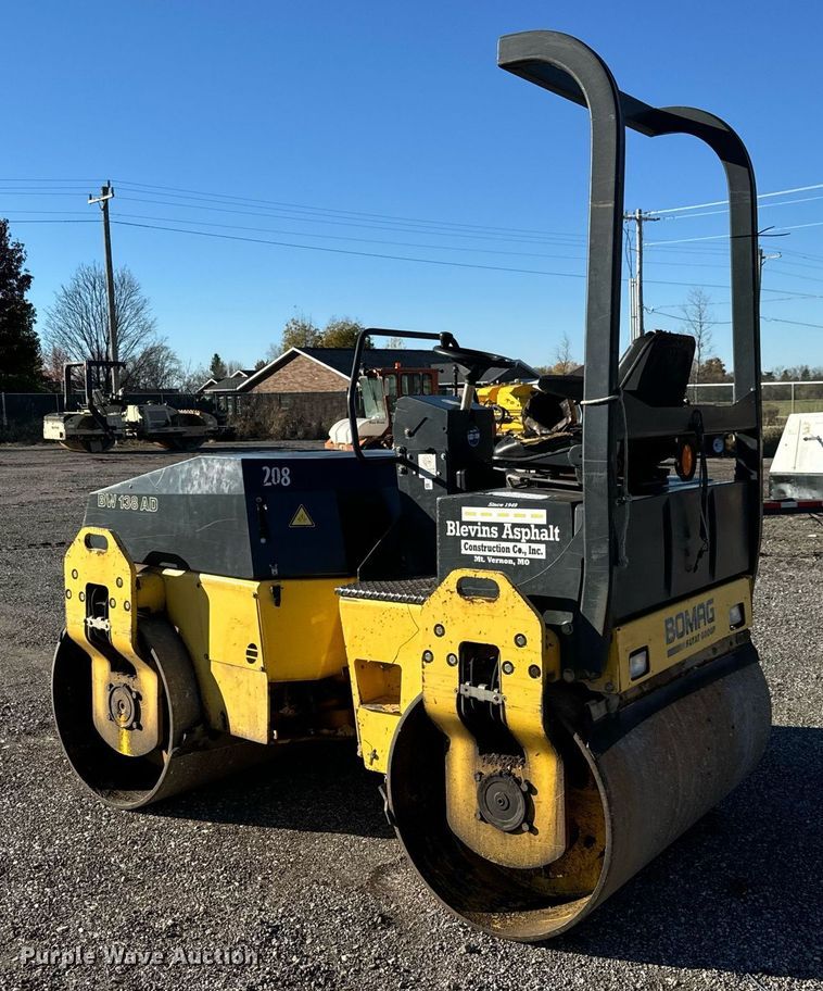 image for item MT9015 2007 Bomag BW138AD double drum vibratory roller