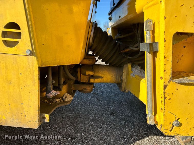 image for item MT9015 2007 Bomag BW138AD double drum vibratory roller