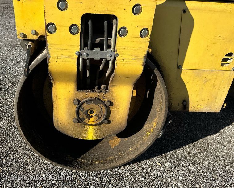 image for item MT9015 2007 Bomag BW138AD double drum vibratory roller