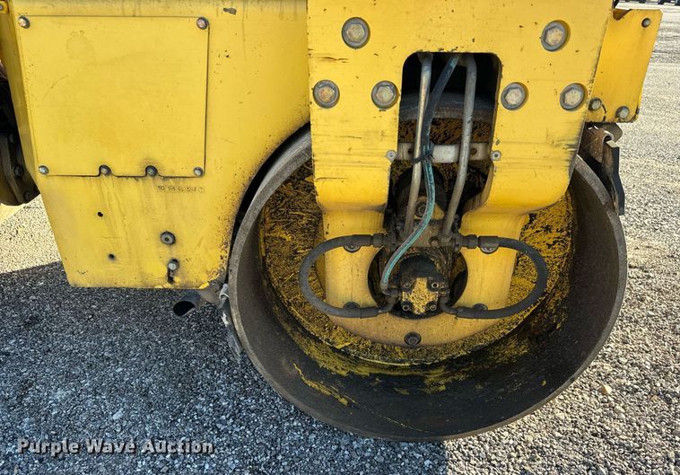 image for item MT9015 2007 Bomag BW138AD double drum vibratory roller