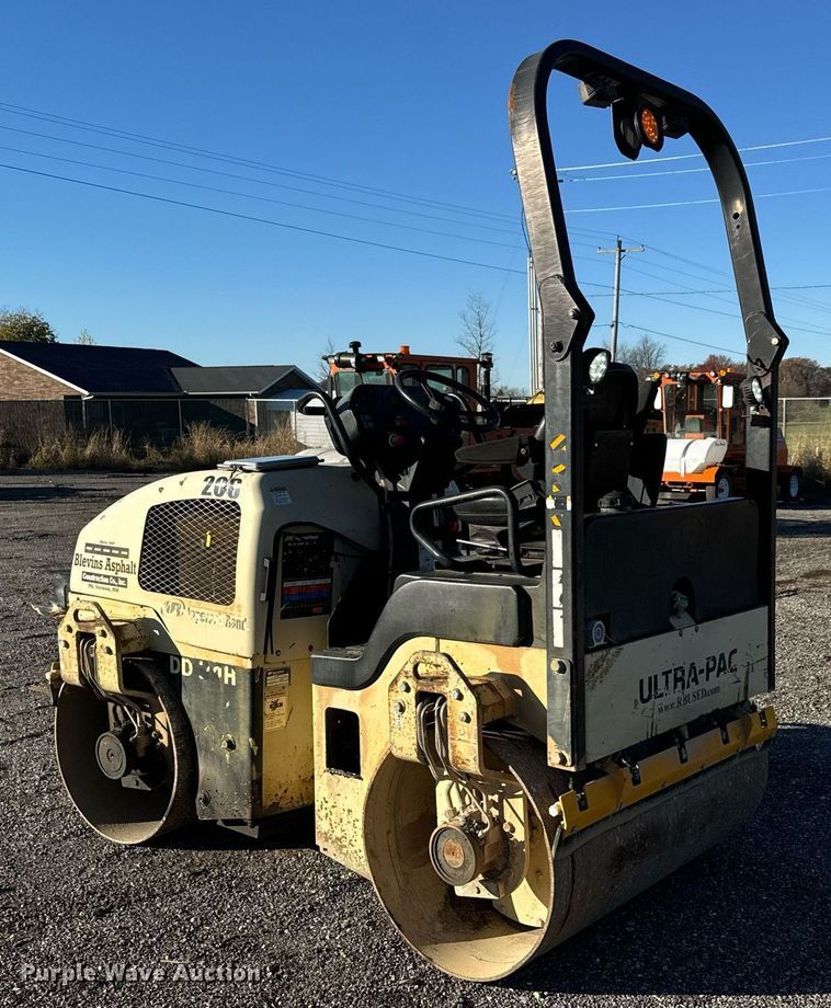 image for item MT9016 2004 Ingersoll-Rand DD-34HF double drum vibratory roller