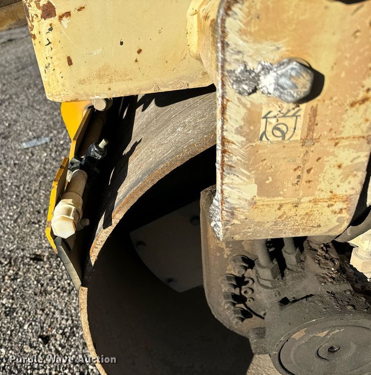 image for item MT9016 2004 Ingersoll-Rand DD-34HF double drum vibratory roller