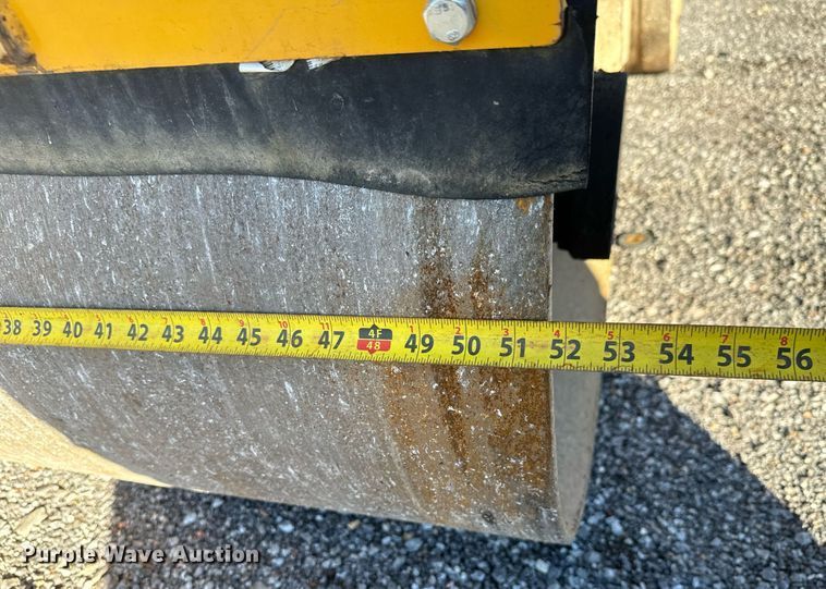 image for item MT9016 2004 Ingersoll-Rand DD-34HF double drum vibratory roller