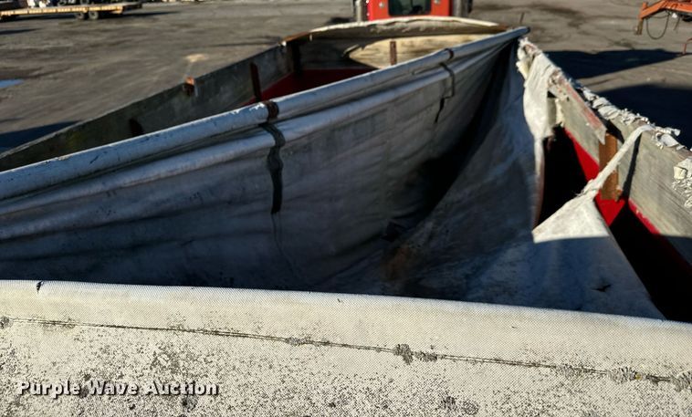 image for item MT9027 New Leader L2020-15 spreader