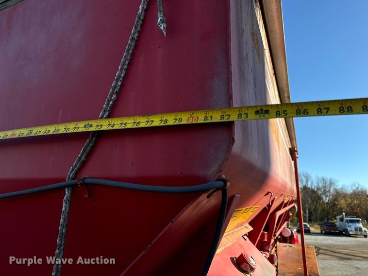 image for item MT9027 New Leader L2020-15 spreader