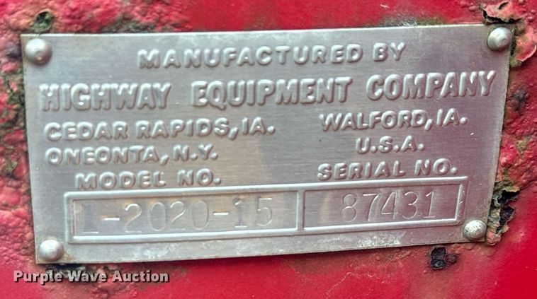 image for item MT9027 New Leader L2020-15 spreader