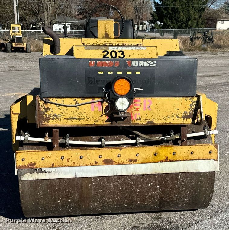 image for item MT9029 1999 Hypac C754A double drum vibratory roller