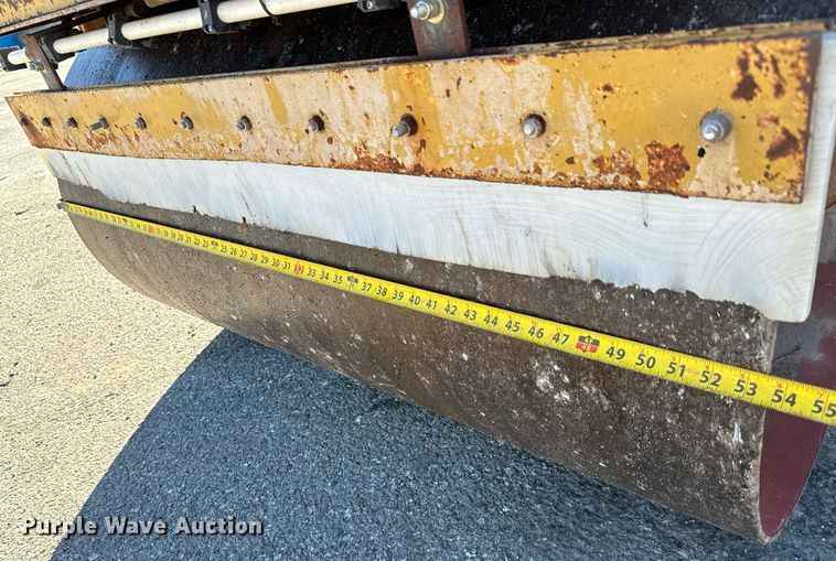 image for item MT9029 1999 Hypac C754A double drum vibratory roller