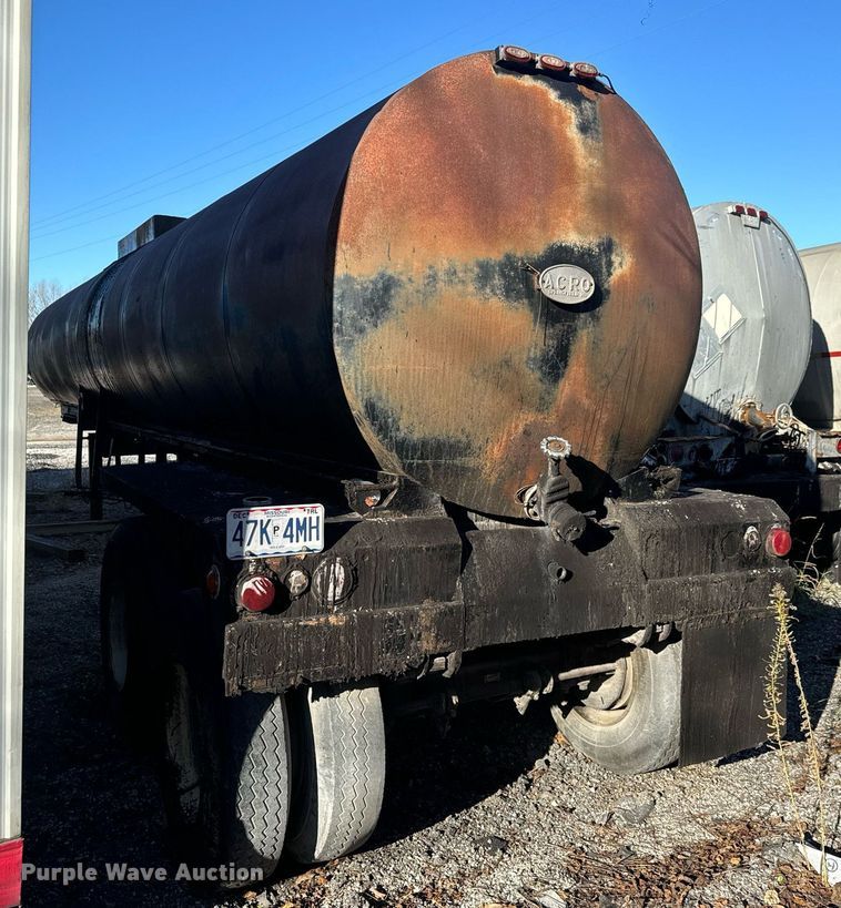 image for item MT9030 1958 Hacket tank trailer