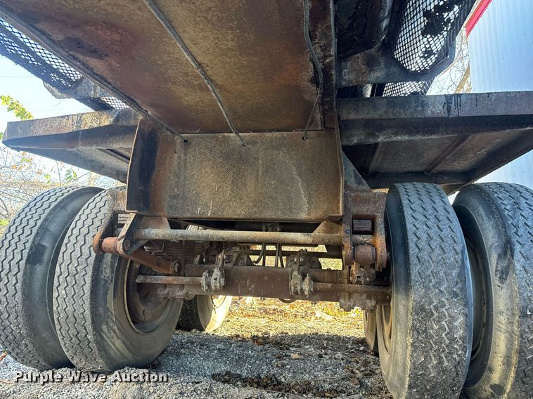 image for item MT9030 1958 Hacket tank trailer