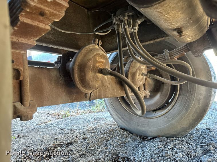 image for item MT9030 1958 Hacket tank trailer