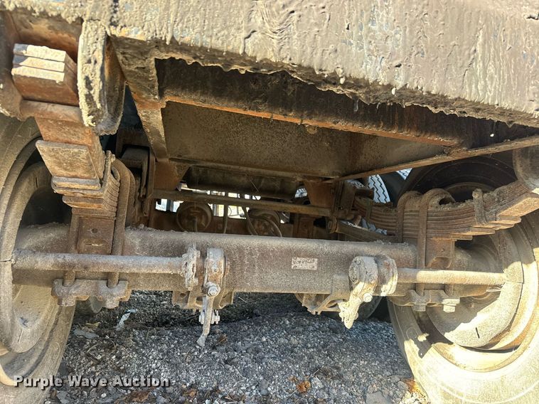 image for item MT9030 1958 Hacket tank trailer