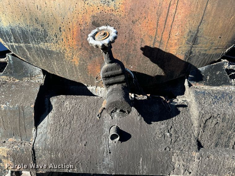 image for item MT9030 1958 Hacket tank trailer