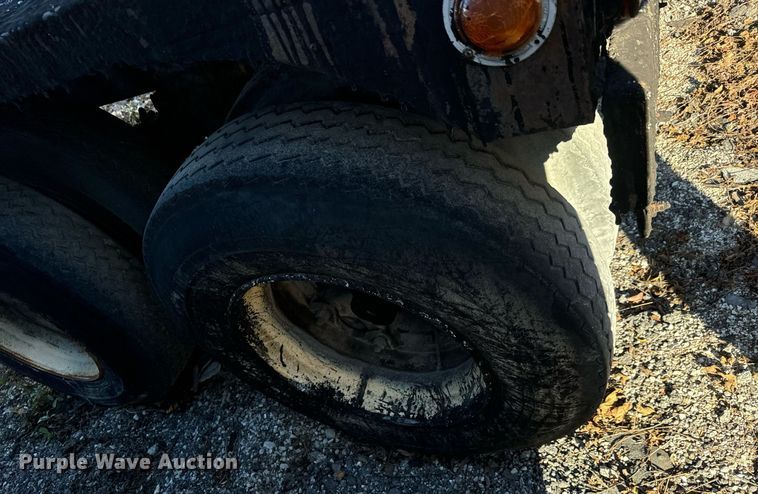 image for item MT9030 1958 Hacket tank trailer