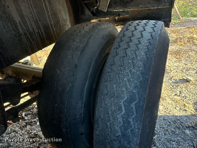 image for item MT9030 1958 Hacket tank trailer