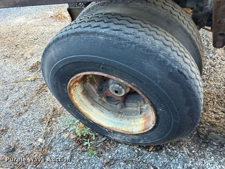 image for item MT9030 1958 Hacket tank trailer