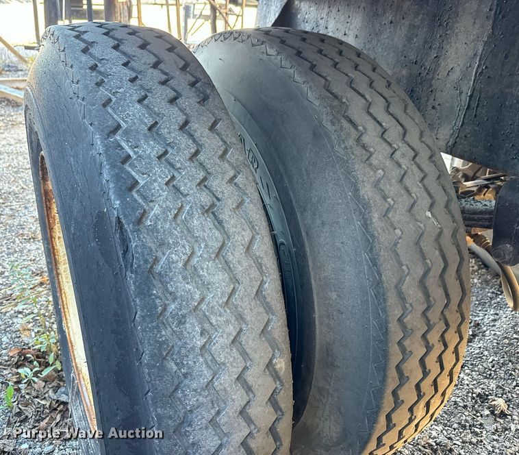 image for item MT9030 1958 Hacket tank trailer