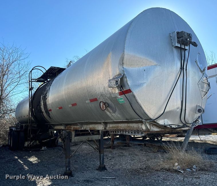 image for item MT9031 1977 Acro Hot Oil tank trailer