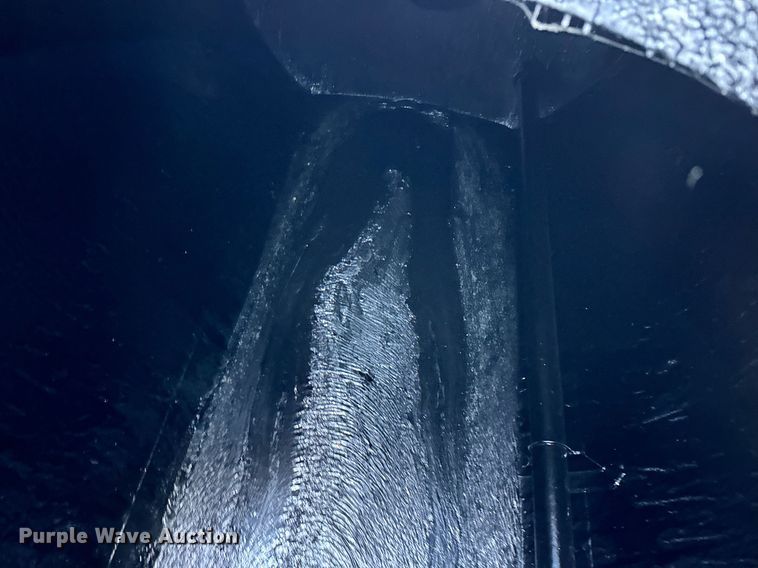 image for item MT9031 1977 Acro Hot Oil tank trailer