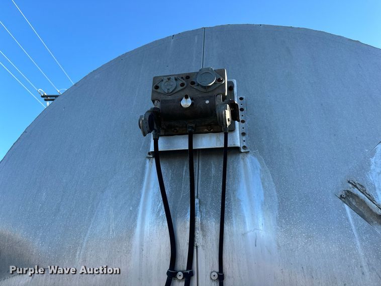 image for item MT9031 1977 Acro Hot Oil tank trailer