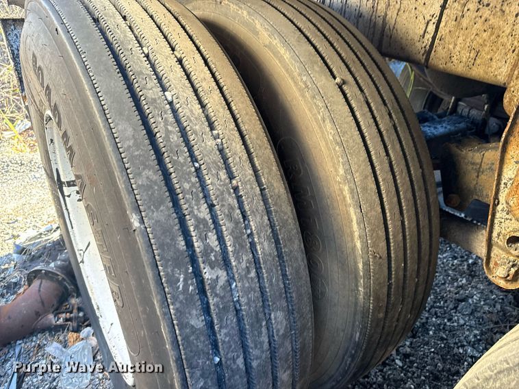 image for item MT9031 1977 Acro Hot Oil tank trailer