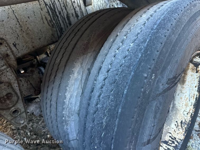 image for item MT9031 1977 Acro Hot Oil tank trailer