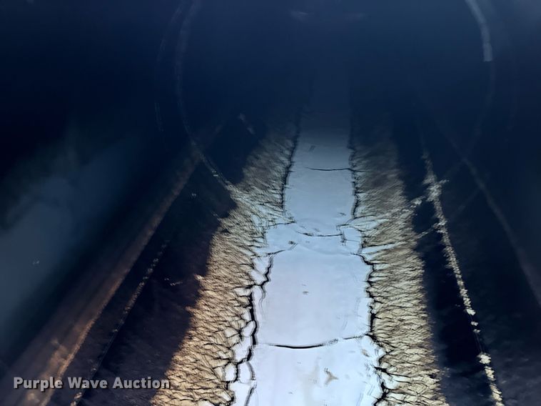 image for item MT9032 1971 Butler tank trailer