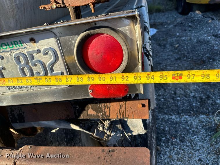 image for item MT9032 1971 Butler tank trailer